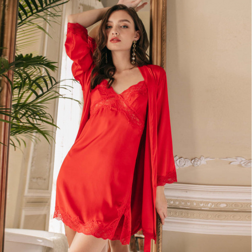 Комплект из шелка P2620 купить в интернет-магазине cn.juliana.su